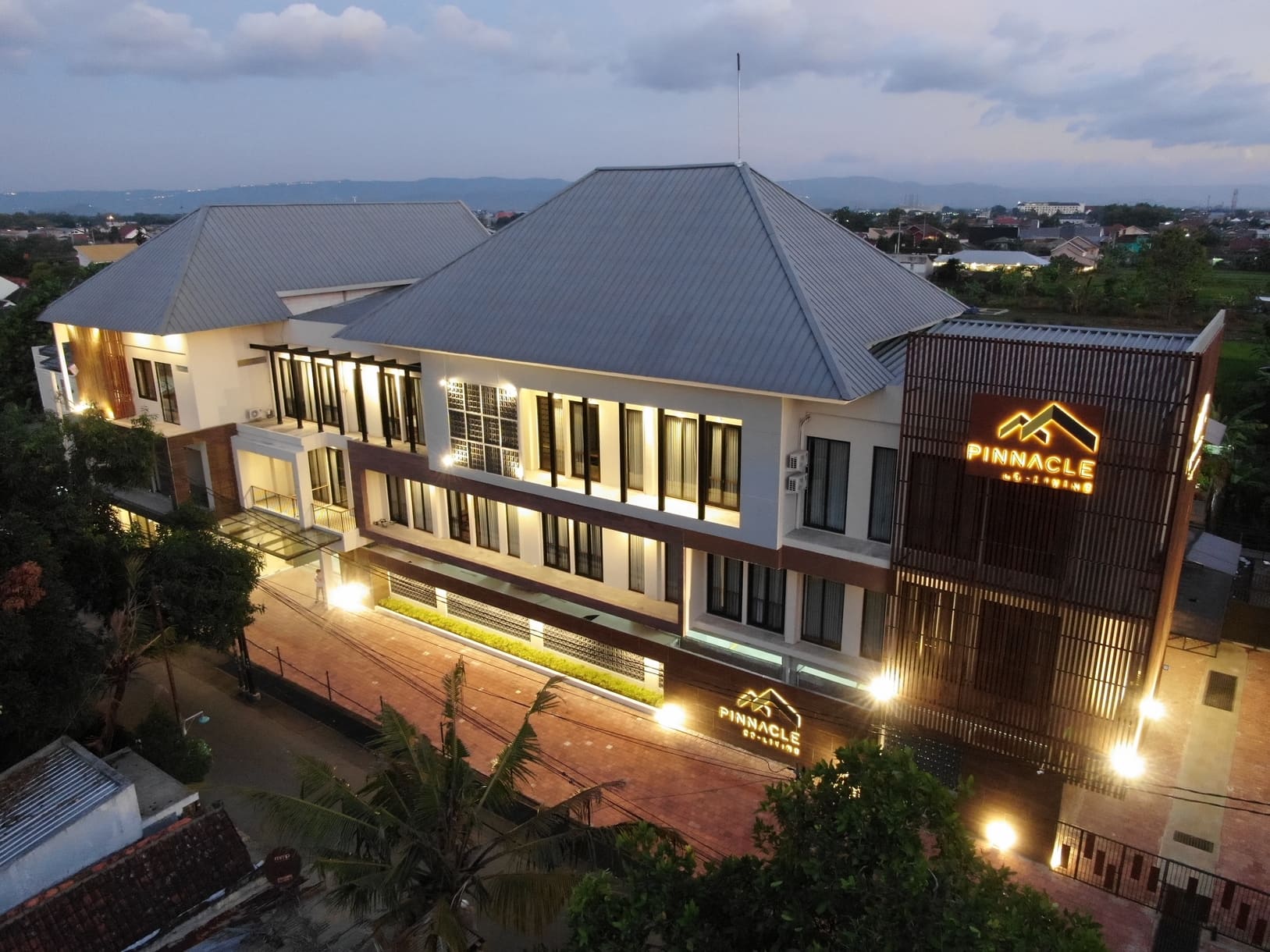 Pinnacle Co-Living Kost Exclusive Yogyakarta